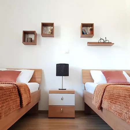 Skocic Apartament *